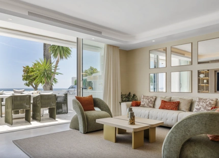 BEACHFRONT GROUND FLOOR APARTMENT WITHIN PUENTE ROMANO RESORT FOR SALE