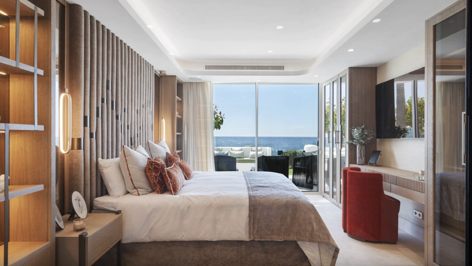 Apartment for sale in Marina Puente Romano, Marbella Golden Mile