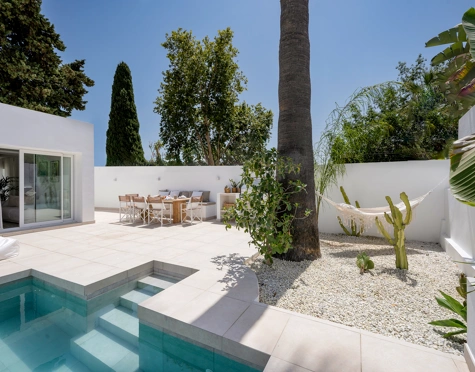Villa for sale in Nueva Andalucia, Marbella