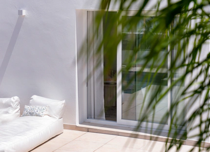 VILLA DE ESTILO BOHO EN VENTA EN NUEVA ANDALUCÍA