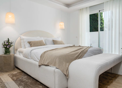 VILLA DE ESTILO BOHO EN VENTA EN NUEVA ANDALUCÍA