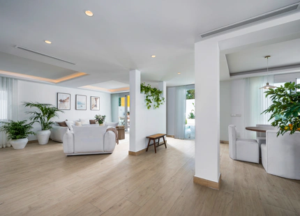 VILLA DE ESTILO BOHO EN VENTA EN NUEVA ANDALUCÍA