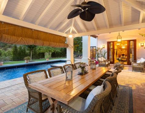 Villa en venta en El Madroñal, Benahavis