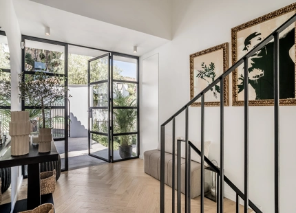 ELEGANTE VILLA NUEVA A LA VENTA EN EL VALLE DEL GOLF, NUEVA ANDALUCÍA