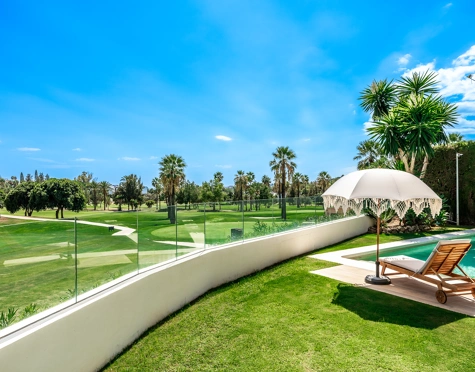 Villa for sale in Nueva Andalucia, Marbella