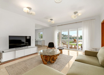 IMPRESSIVE FRONTLINE GOLF ANDALUCIAN-STYLE MANSION FOR SALE IN NUEVA ANDALUCIA