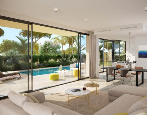 Villa for sale in Monte Biarritz, Estepona East