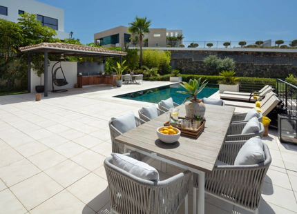 CHARMING MEDITERRANEAN-STYLE VILLA IN BENAHAVIS