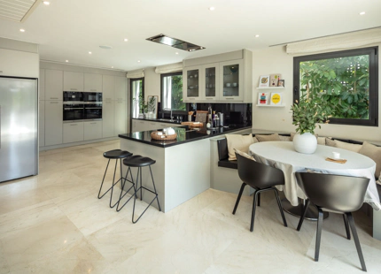 CHARMING MEDITERRANEAN-STYLE VILLA IN BENAHAVIS