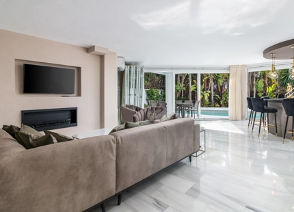 VILLA DE ESTILO MIAMI BEACH