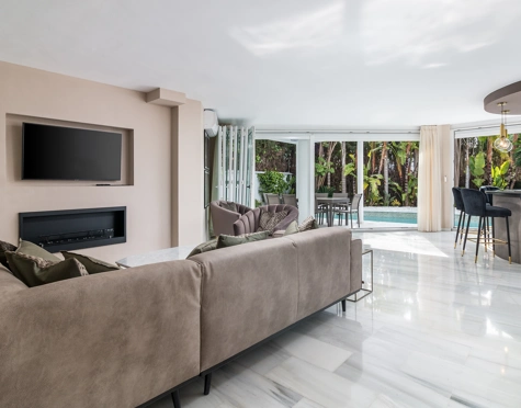 Villa for sale in Nueva Andalucia, Marbella