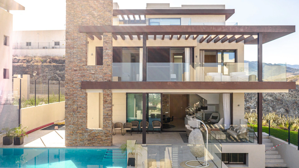 Villa en venta en Los Capanes del Golf, Benahavis