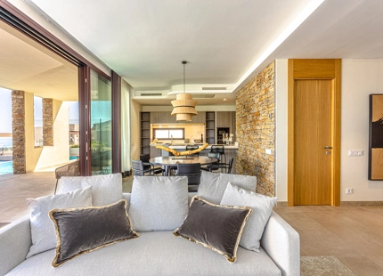 VILLA SOSTENIBLE EN VENTA EN BENAHAVIS