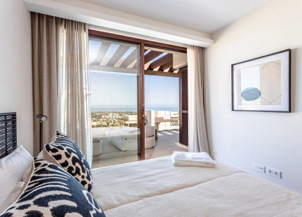 VILLA SOSTENIBLE EN VENTA EN BENAHAVIS