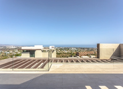 VILLA SOSTENIBLE EN VENTA EN BENAHAVIS