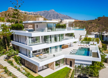 VILLA DE LUJO EN VENTA EN LA QUINTA, BENAHAVIS