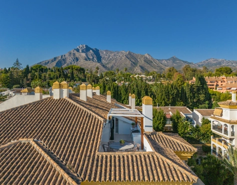 Duplex Penthouse for sale in Costa Nagüeles I, Marbella Golden Mile