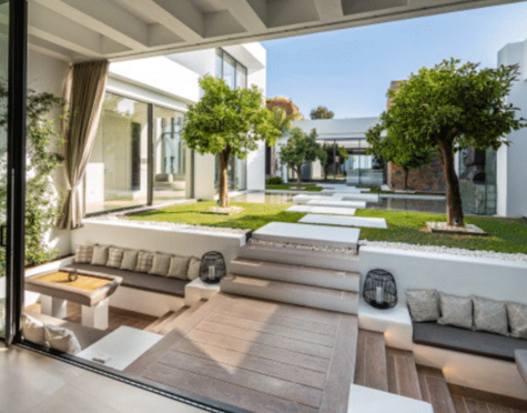 Villa for sale in Marbella Club Golf Resort, Benahavis