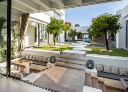 PROPIEDAD ARQUITECTÓNICA EXCEPCIONAL EN VENTA EN BENAHAVÍS