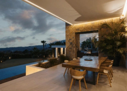 PROPIEDAD ARQUITECTÓNICA EXCEPCIONAL EN VENTA EN BENAHAVÍS