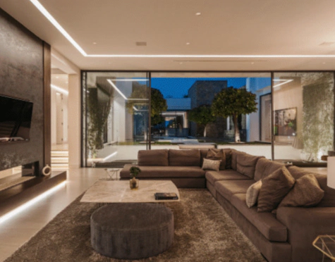 Villa for sale in Marbella Club Golf Resort, Benahavis