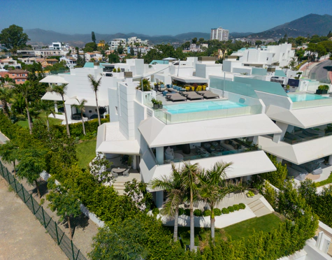 Semi Detached Villa for sale in Nueva Andalucia, Marbella