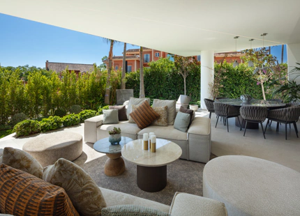 ARCHITECTURAL VILLA FOR SALE IN NUEVA ANDALUCIA