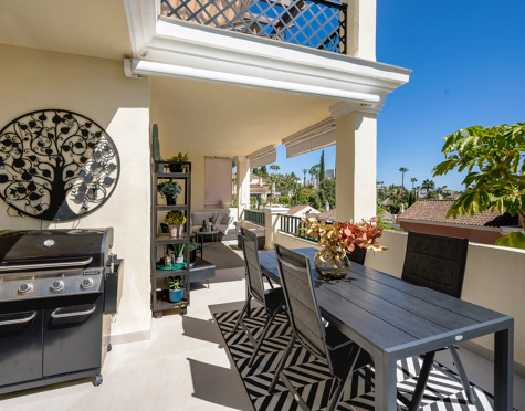 Town House for sale in Brisas del Sur, Nueva Andalucia