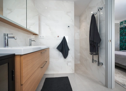 OUT-OF-THE ORDINARY TOWNHOUSE FOR SALE IN NUEVA ANDALUSIA 