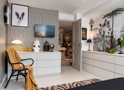 OUT-OF-THE ORDINARY TOWNHOUSE FOR SALE IN NUEVA ANDALUSIA 