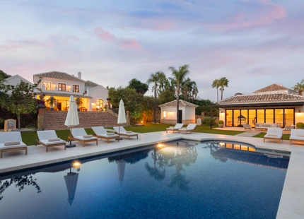 OUTSTANDING VILLA FOR SALE IN EL PARAISO