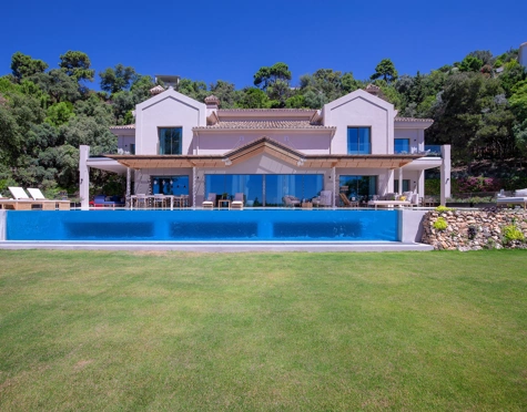 Villa for sale in La Zagaleta, Benahavis