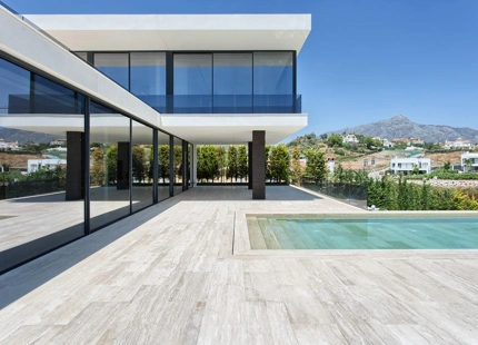 FANTÁSTICA VILLA DE GOLF MODERNA EN VENTA EN NUEVA ANDALUCIA