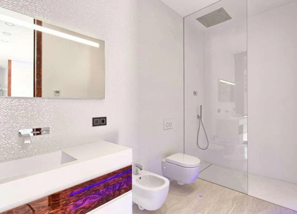 FANTÁSTICA VILLA DE GOLF MODERNA EN VENTA EN NUEVA ANDALUCIA