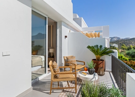 FANTÁSTICA CASA ADOSADA MODERNA EN VENTA EN LA QUINTA