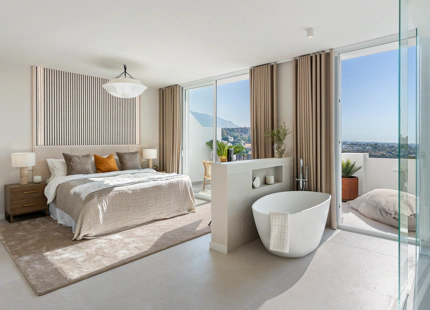 FANTÁSTICA CASA ADOSADA MODERNA EN VENTA EN LA QUINTA