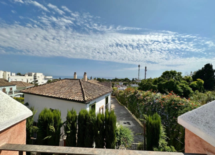 Semi Detached House for long term rent in Marbella Club, Marbella Golden Mile