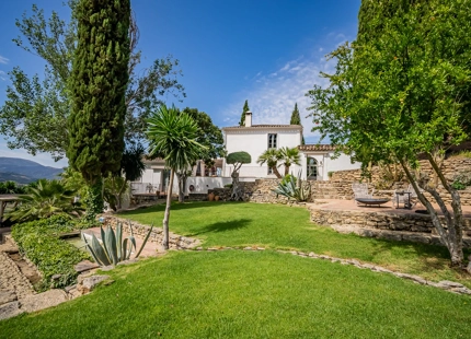 MAGNÍFICA FINCA CON MÚLTIPLES OPORTUNIDADES EN EL NORTE DE RONDA