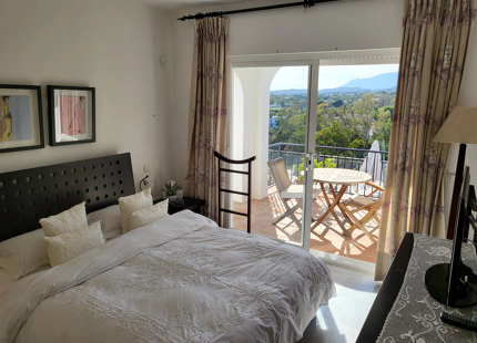 A VILLA WITH REFURBISHMENT OPPORTUNITY