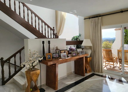 A VILLA WITH REFURBISHMENT OPPORTUNITY