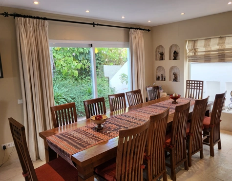 Villa en venta en Aloha, Nueva Andalucia