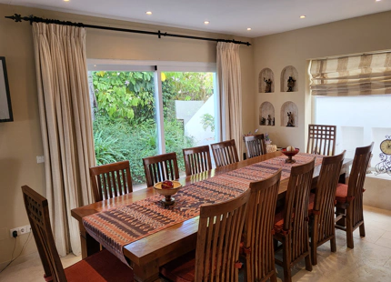 A VILLA WITH REFURBISHMENT OPPORTUNITY