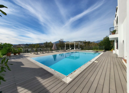 A VILLA WITH REFURBISHMENT OPPORTUNITY