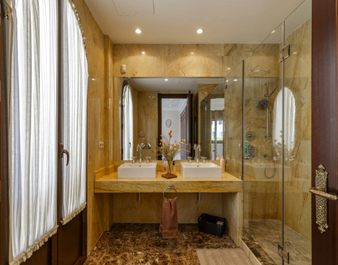 Villa en venta en La Alqueria, Benahavis