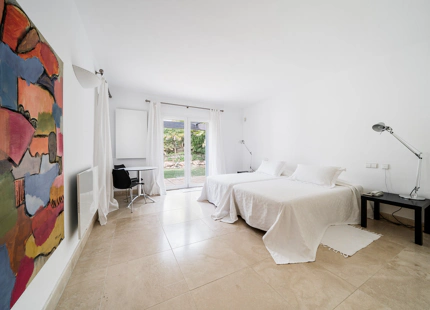 ENCANTADORA VILLA MEDITERRÁNEA EN CASCADA DE CAMOJÁN
