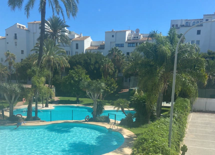 THREE BEDROOM APPARTMENT FOR RENT IN THE HEART OF PUERTO BANUS