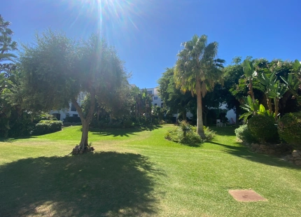 THREE BEDROOM APPARTMENT FOR RENT IN THE HEART OF PUERTO BANUS