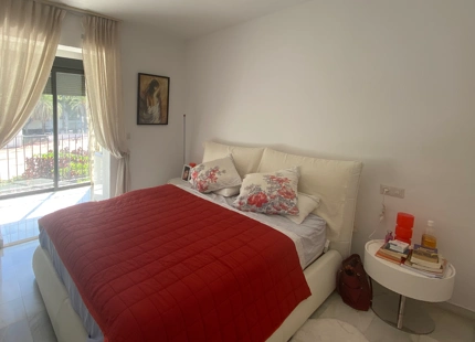THREE BEDROOM APPARTMENT FOR RENT IN THE HEART OF PUERTO BANUS