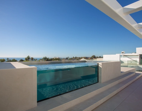 Semi Detached Villa for sale in Marbella Golden Mile