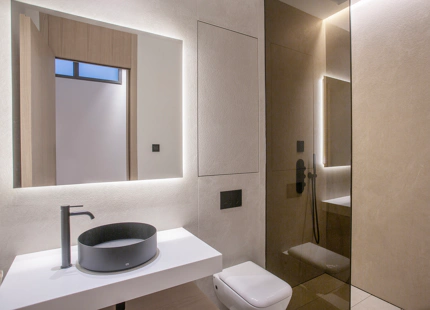VILLA ÚNICA DE NUEVA CONSTRUCCIÓN EN PLENO CORAZÓN DEL GOLDEN MILE DE MARBELLA